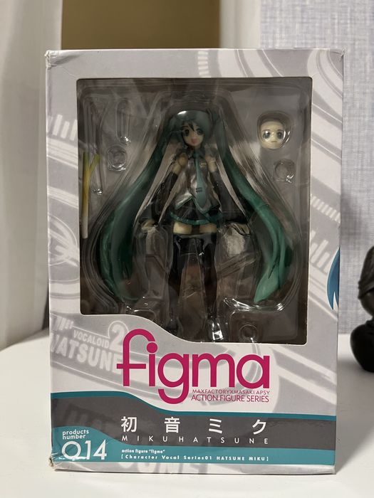 Хатсуне Мику фигурка шарнирная