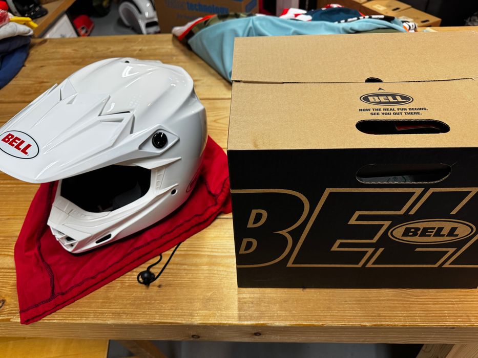 Capacete Bell Moto - 9S Flex - Tamanho M - NOVO!!