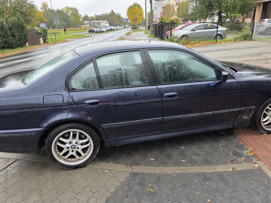 BMW E39 520i polecam