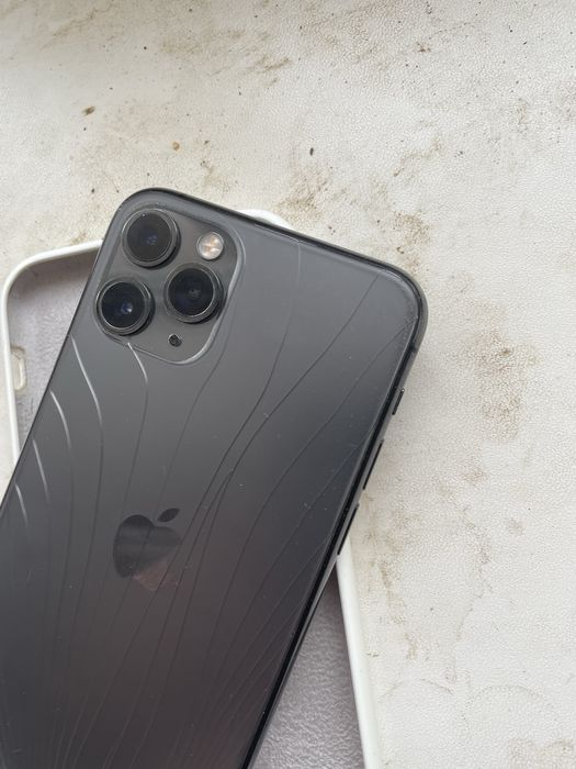 Айфон iphone 11 pro 5900 грн