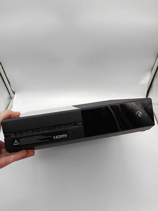 Konsola Xbox One 500GB czarny + pad + gry + sensor kinect
