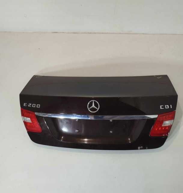 Mercedes E-CLASS W212 Кришка багажника