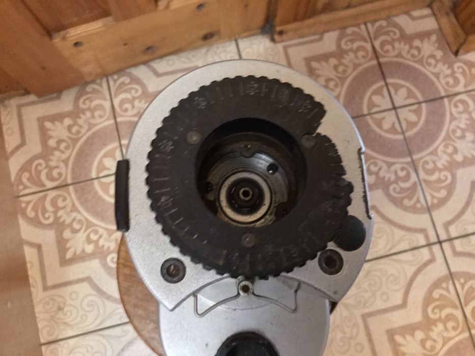 Професійна кофемолка (робочіа).