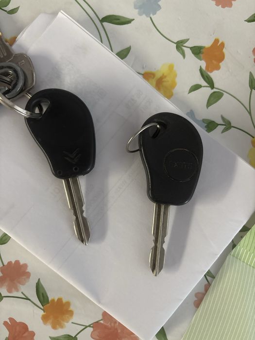Citroen Saxo 1.5D 2 lugares/ver faturas nas fotos! Oportunidade