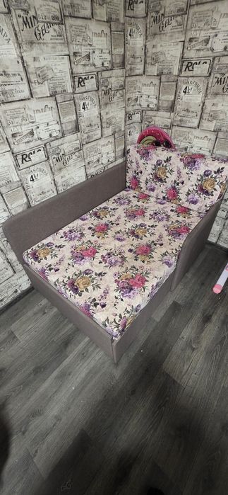 Диван-ліжко  розкладний