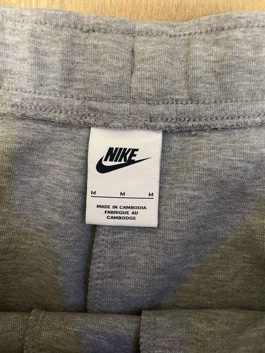Штаны Nike Tech Fleece
