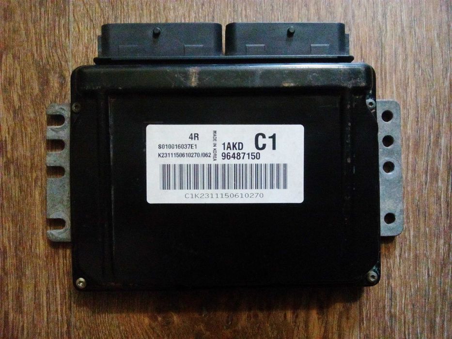 Блок управления"мозги"ЭБУ Авео Лачетти АстраG Вектра Ланос MR140 HV240