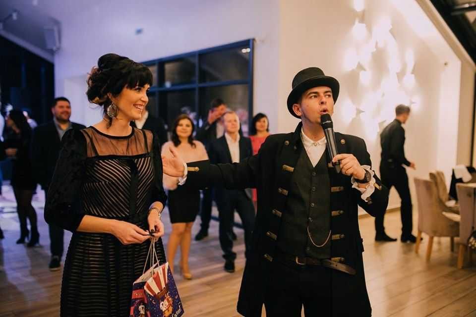 Ведучий Тамада DJ Діджей Диджей Ведущий Корпоратив Весілля Весільний