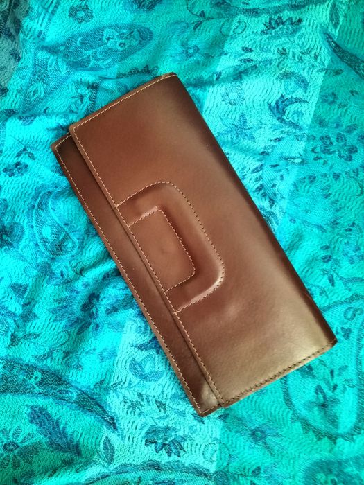 Elegancka skórzana kopertówka vintage rozmiar 13,5x28 cm