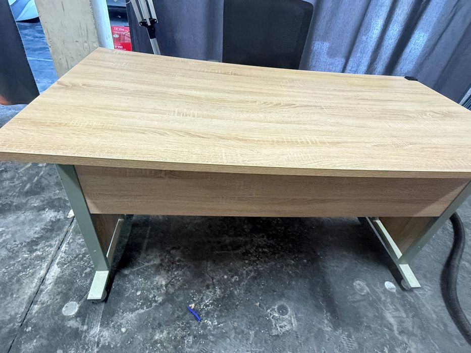Secretaria e cadeira