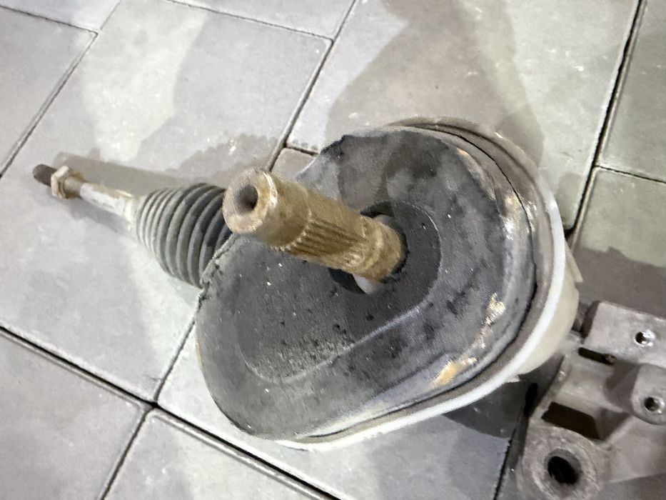 Рульова рейка Рено Меган 3 Сценік3