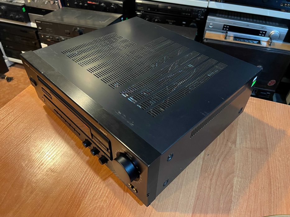 Wzmacniacz kina domowego Denon AVC-2530 Audio Room