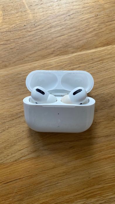 airpods pro 1st gen a2190