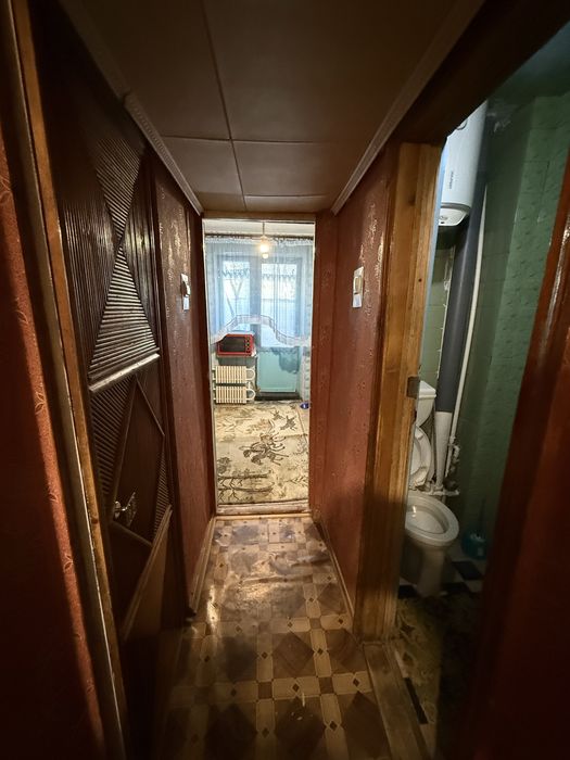 Продам 3-комн квартину на Тире, 3 этаж, не угловая