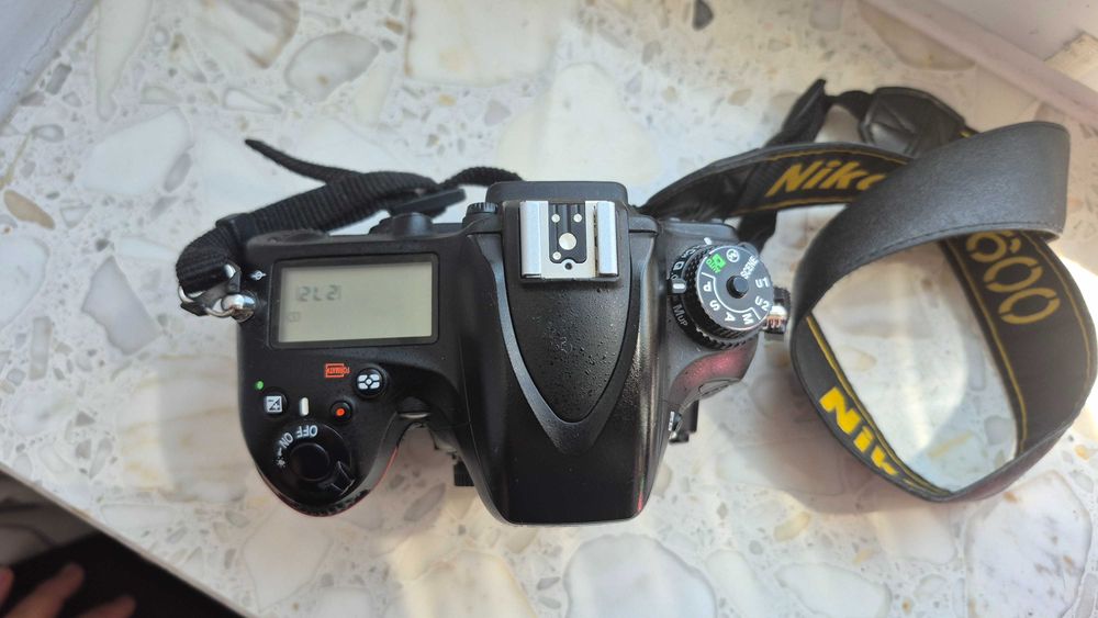 Nikon D600 – pełnoklatkowy, przebieg ok. 33 000 zdjęć