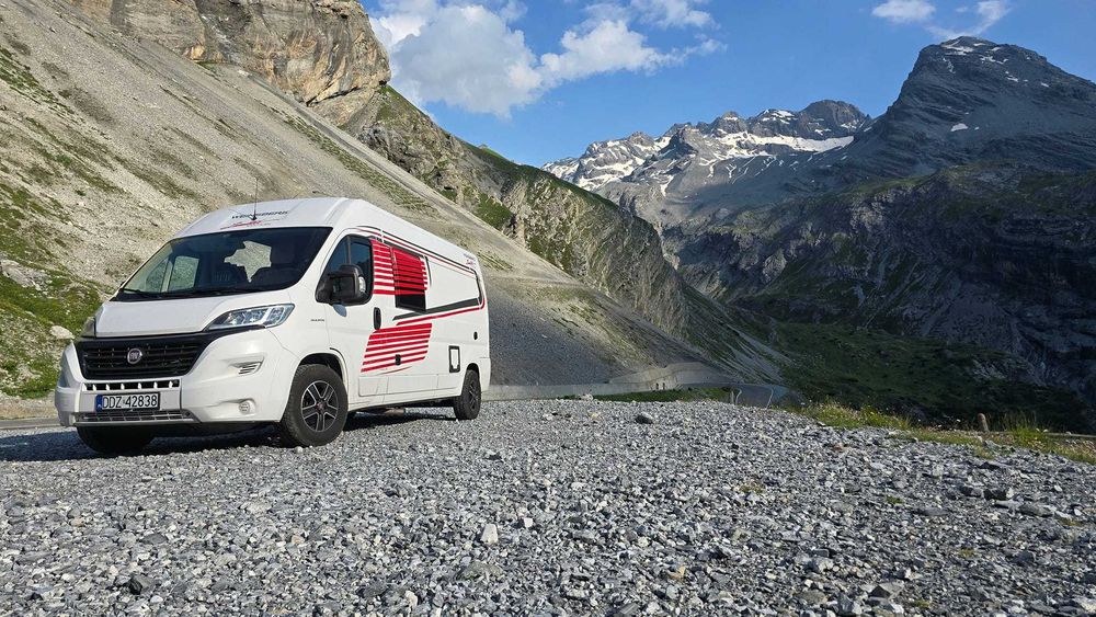 Wynajem Kampera Kampervan Weinsberg  Spanie 2 os. 4 Miejsca do jazdy