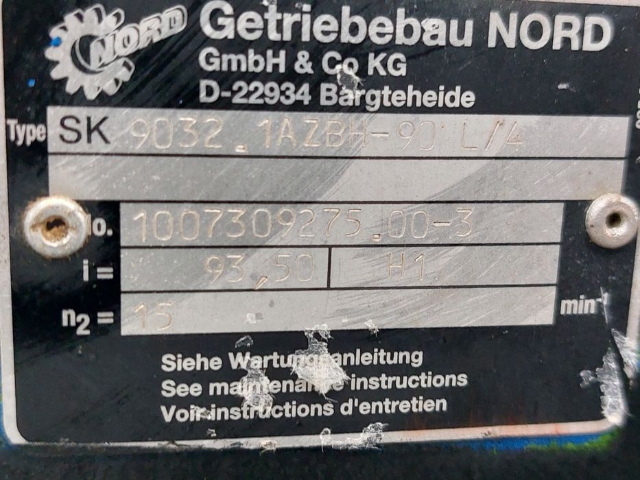 Motoreduktor kątowy 1.5kw. 15obr./min.. Nord