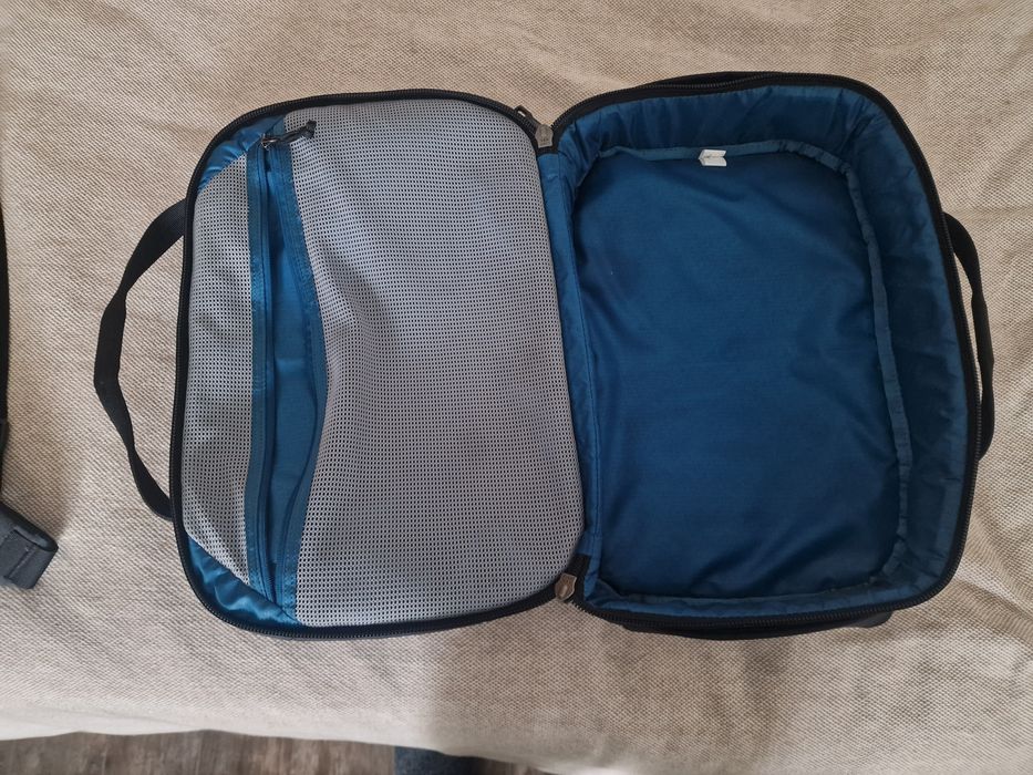 Saco de Cabine da Thule em estado novo . Falta alça de ombro .