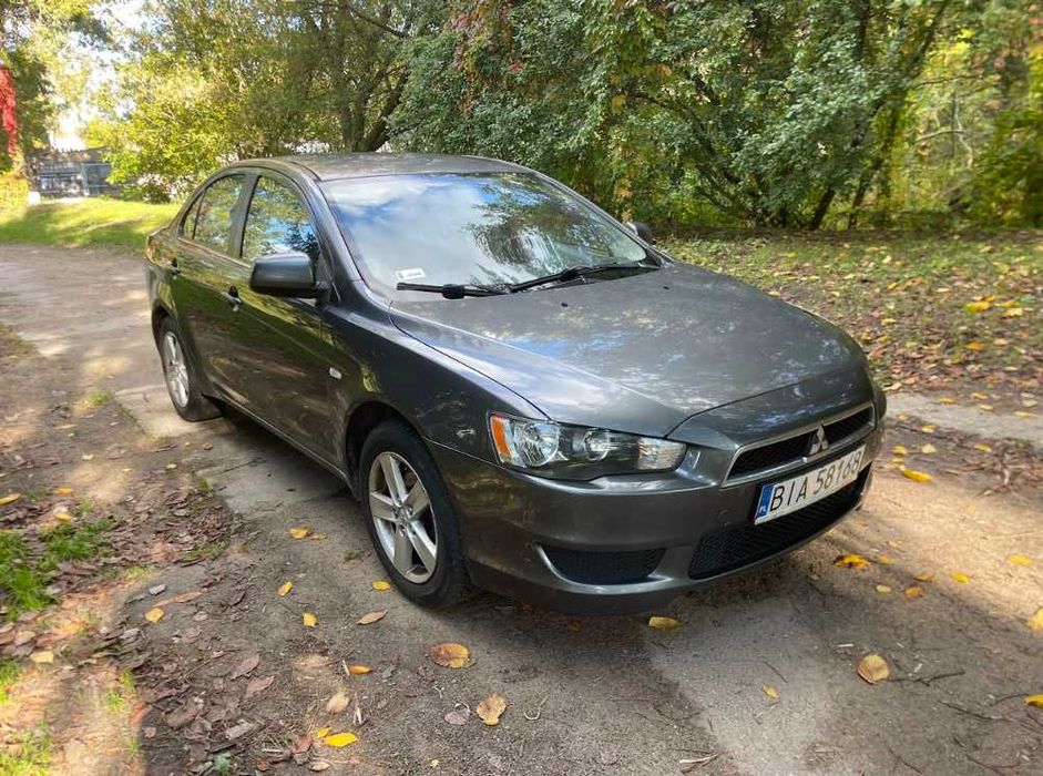 Mitsubishi Lancer