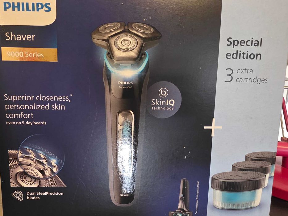 Máquina de Barbear Philips Series 9000 (S9976/55)
