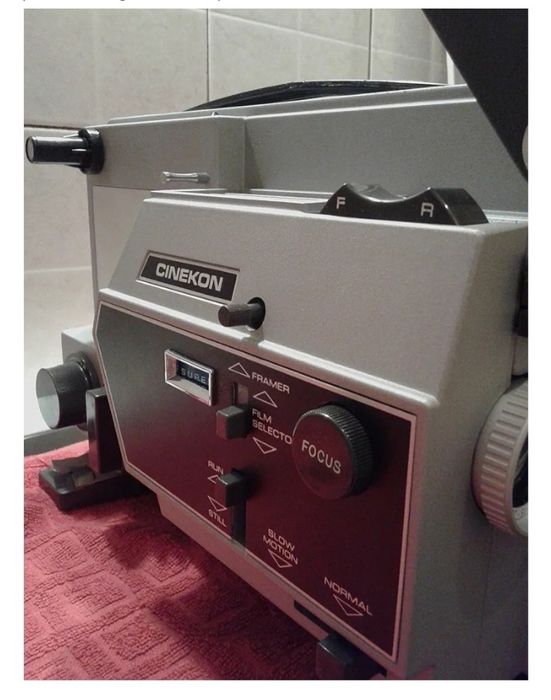 Projetor Cinekon instduo S80 8mm