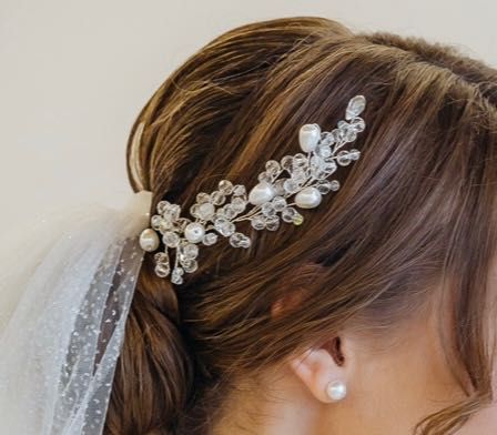 Заколка на волосся