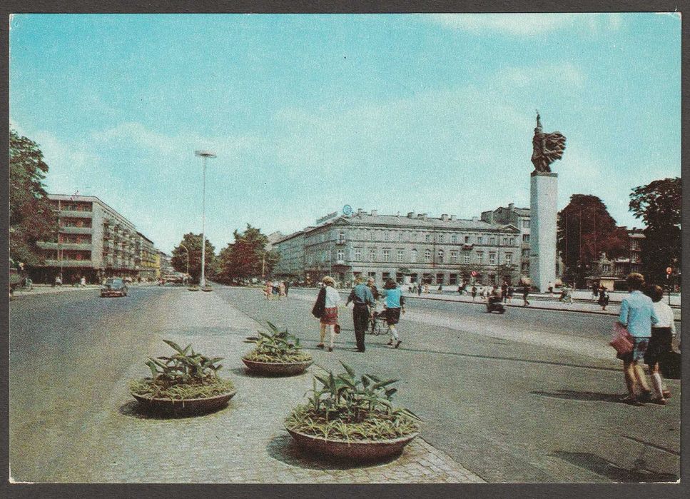pocztówka - CZĘSTOCHOWA - POMNIK - 1969 rok