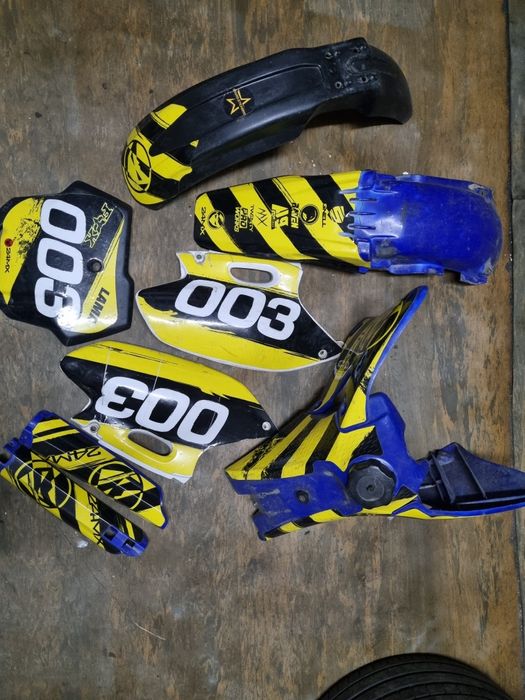 Na czesci yzf / wr 400 i 426 Yamaha glowica kartery koło plastik wał