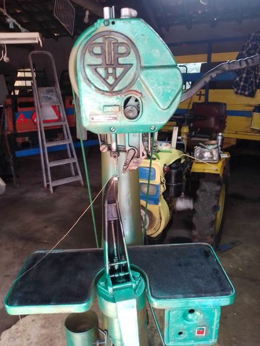 Maquina de cozer solas
