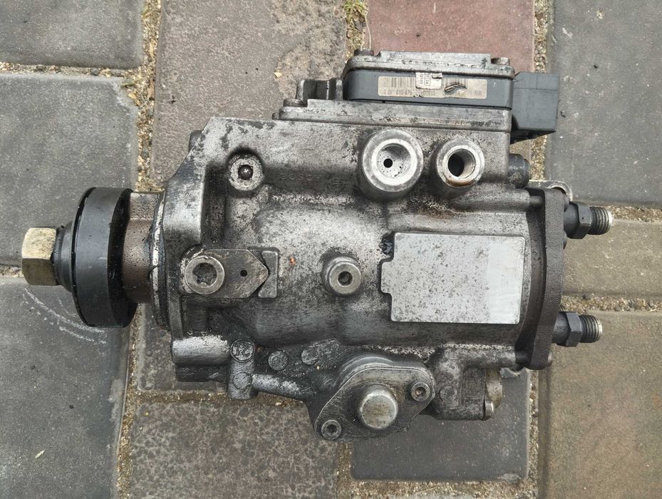 Паливний насос ТНВД Opel Astra G Vectra B Zafira A 2.0 DTI 0470504015