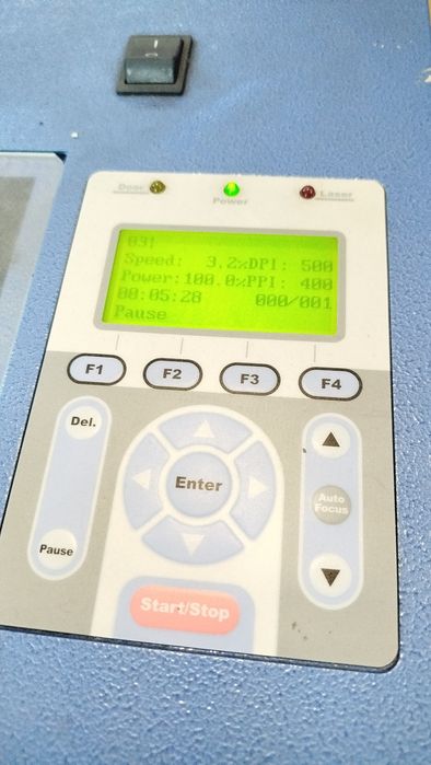 Gravador / cortador laser profissional