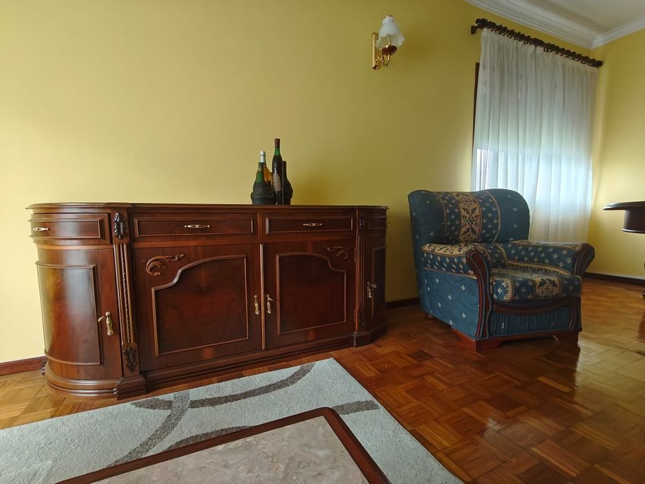 Sala completa.   .