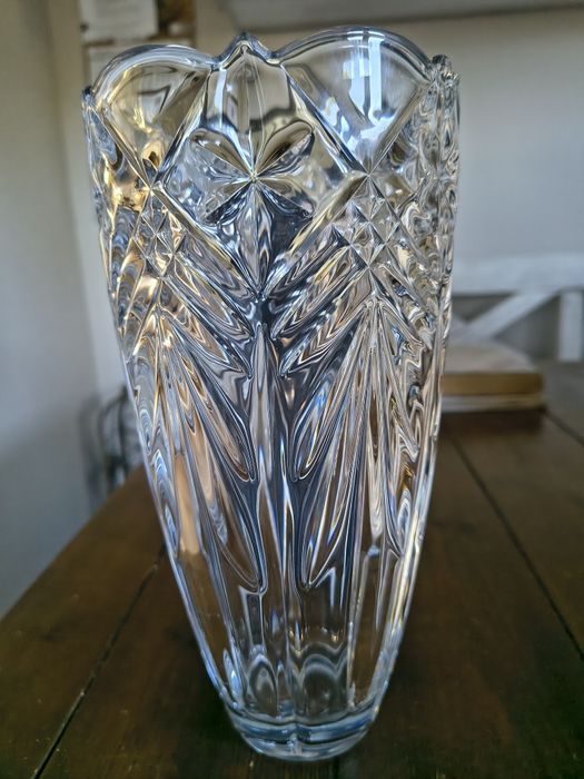 Wazon kryształowy nowy