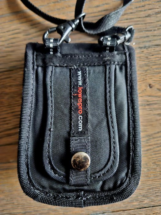 Małe etui Lowepro