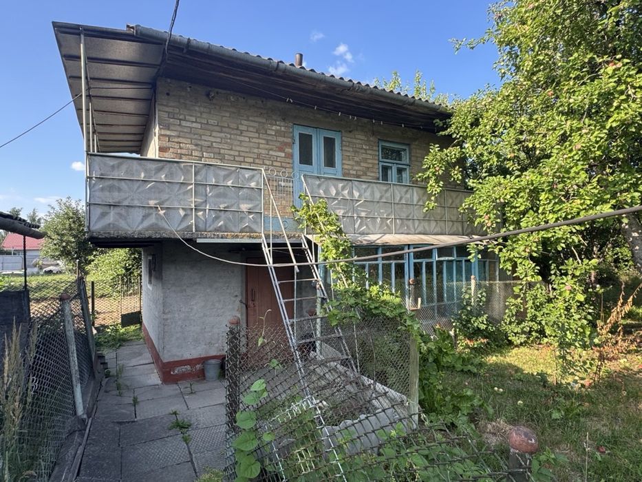 Продаж частини будинку