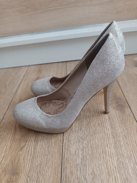 Srebrne czułenka next