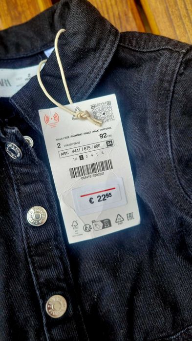 Нова джинсова сукня Zara  з заклепками 92