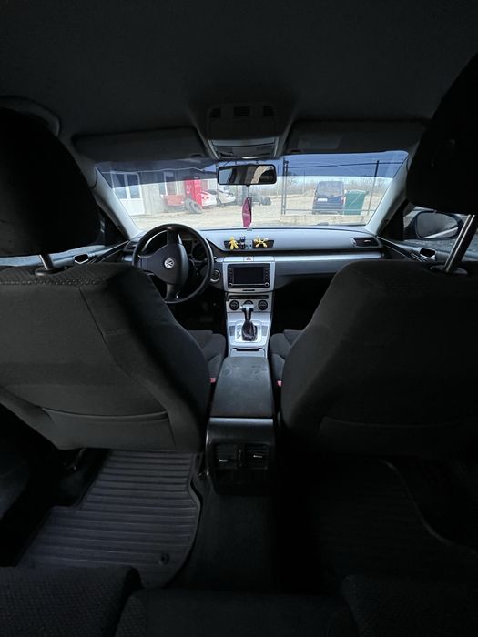 Пассат B6 у хорошому стані!