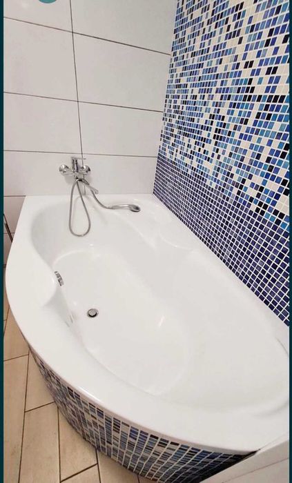 Продаю гарну 2к.квартиру-студію в Лісках, з меблями та технікою.ц6