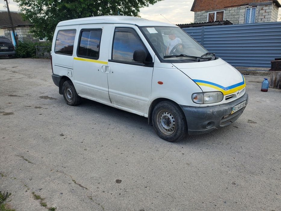 Продам або обміняю Ніссан Ванета