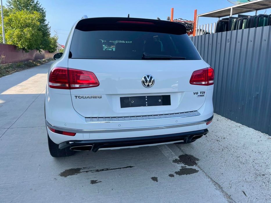 Шрот розборка авторазборка Touareg Таурег Туарег Таурек запчасти фара