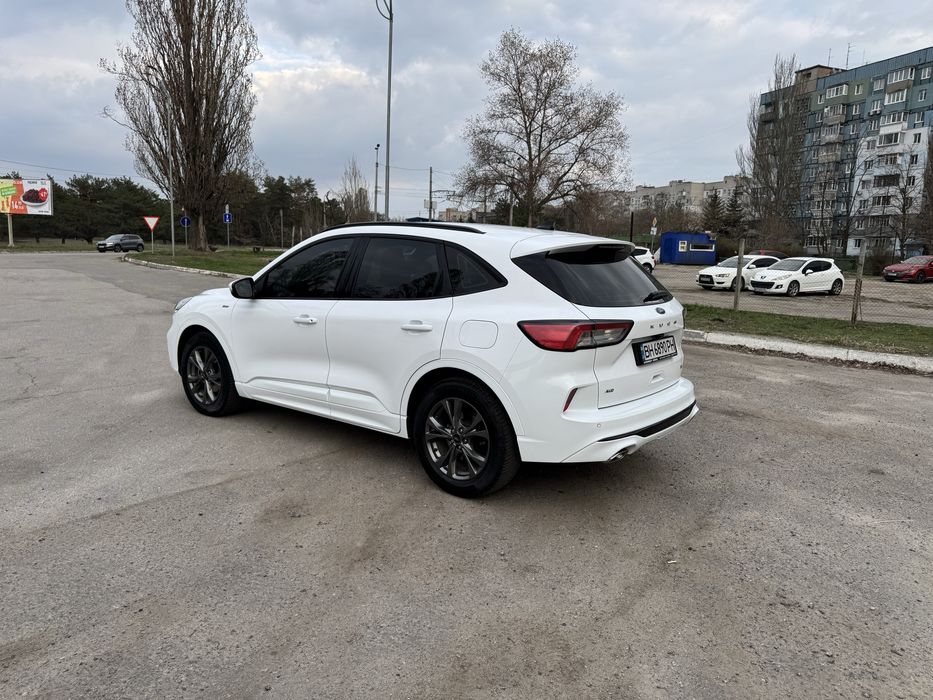 Ford Kuga 3  ST-line куплен в 2022 году