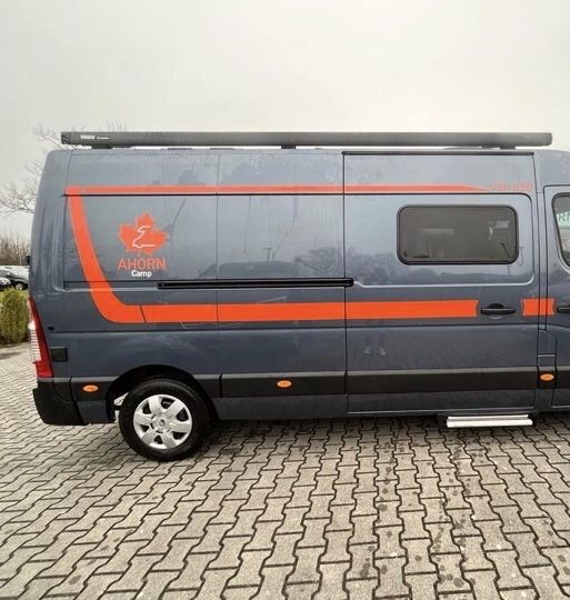 Zabudowa kampera Renault Master