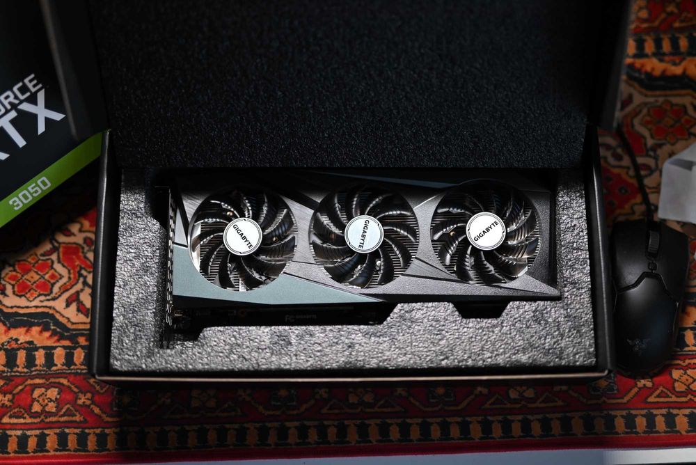 Karta graficzna Gigabyte GeForce RTX 3050 GAMING OC 8GB