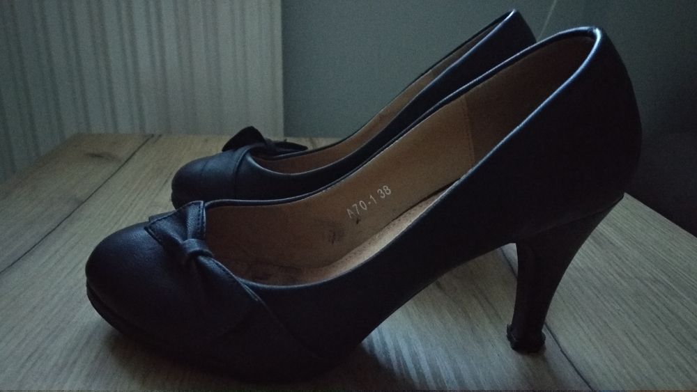 Buty damskie rozmiar 38