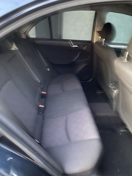 В гарному стані w203