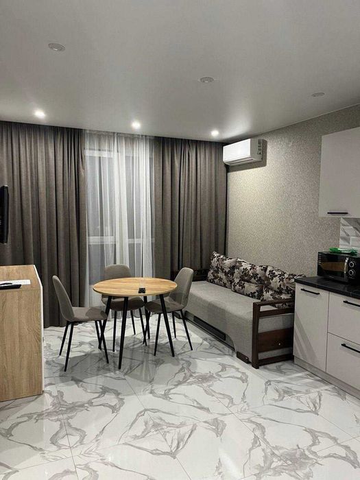 Apartment in Kyiv, Chervonyy Khutir, Rembaza - View 2