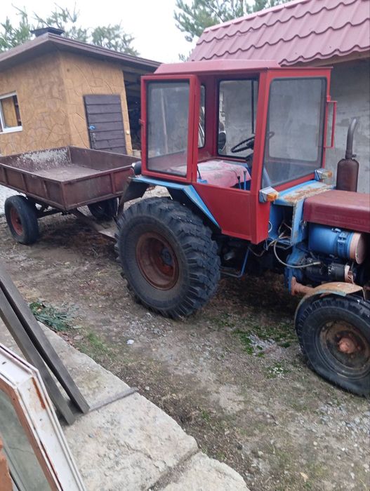 Трактор Т-25 причіп
