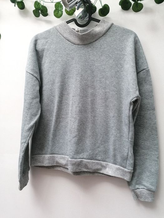 Camisola Cinzenta Clara