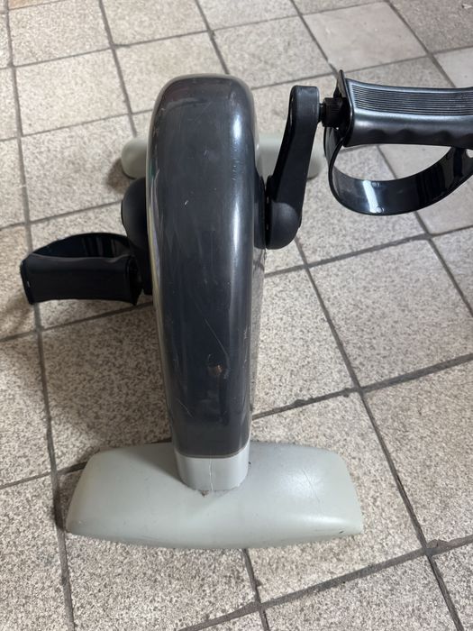 Реабілітаційний тренажер